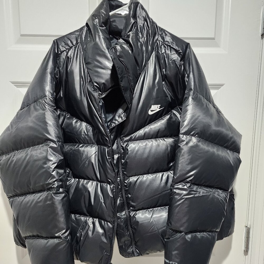 NWT - Black Nike Puffy COAT!  Size XXL